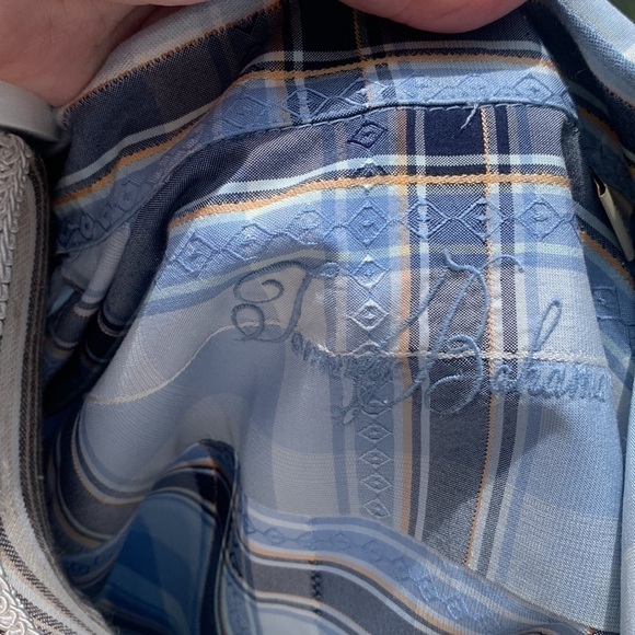 TOMMY Bahama Silk Casual Button Down Shirt Size medium - Picture 6 of 8